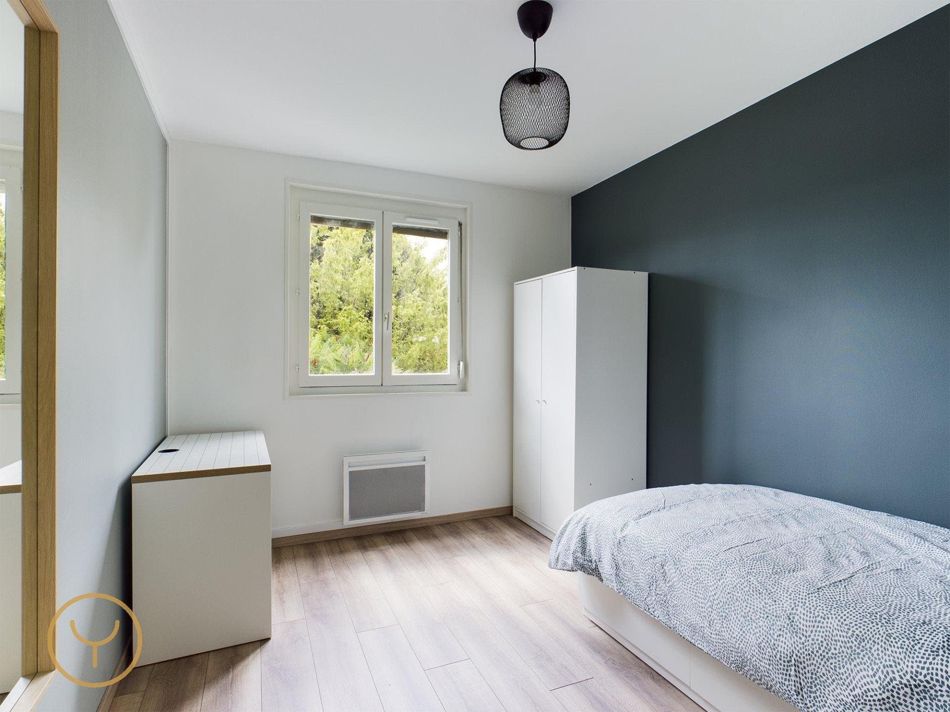 Chambre 3 meublée disponible dans la colocation